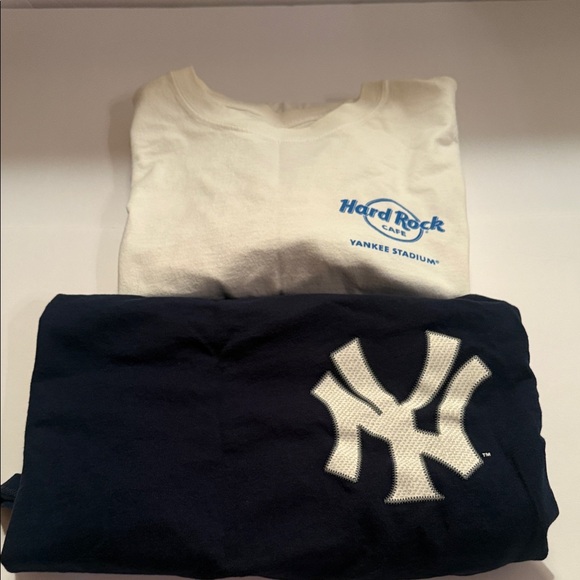 Hard Rock Cafe Other - Vintage Hard Rock Cafe White Yankee Stadium & Majestic Derek Jeter tee